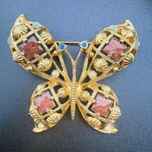 Avon Gold-Tone Butterfly Brooch With Ornate Design And‎ Colorful Rhinestones